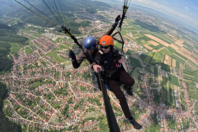 Brașov: Poiana Brașov Tandem Paragliding Flight