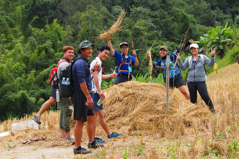 Chiang Mai: Hilltribe Hiking and Kayaking Day Trip