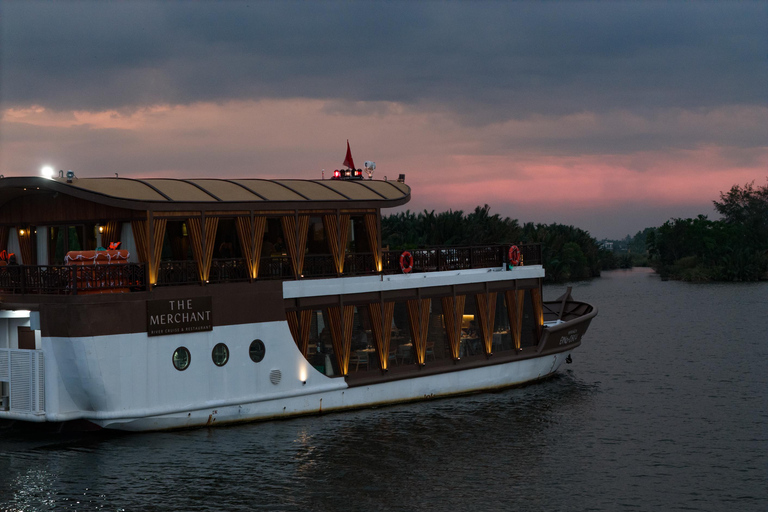 Hoi An Luxury Sunset Cruise: 5-Course Spice Menu & Cocktails VND 3,800,000 | 5-course + wine & sparkling free-flow