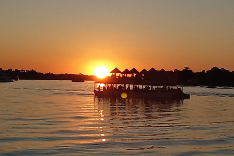 Zambezi boottocht bij zonsondergang