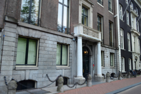 Amsterdam: WWII Walking Tour Amsterdam: World War II Tour