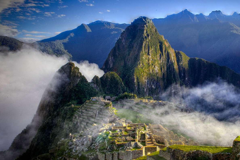 Tour nach Machu Picchu und zum Regenbogenberg 2 Tage - 1 Nacht