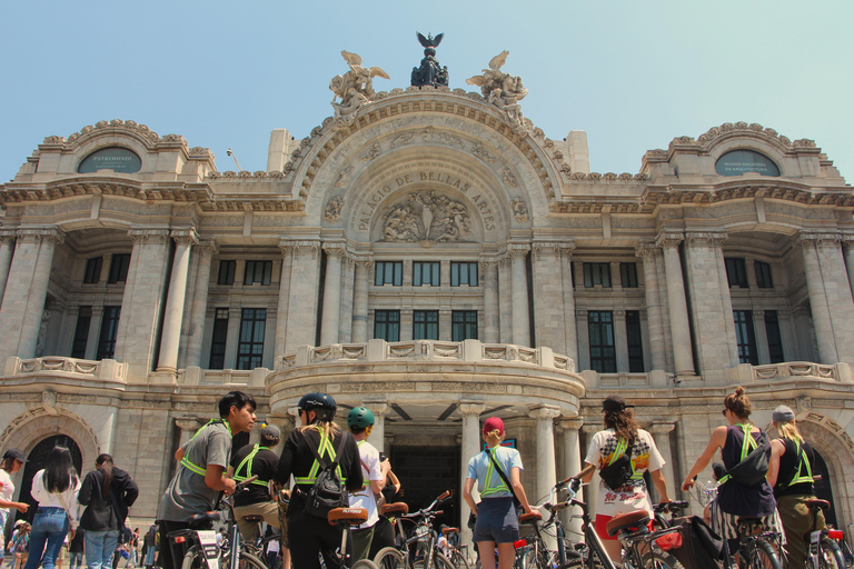 Architecture Bike Tour - Mexico City guided by architectsArchitecture Bike Tour Mexico City