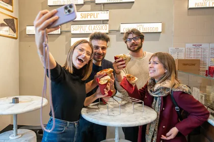 Mailand: Aperitivo Tour mit Street Food