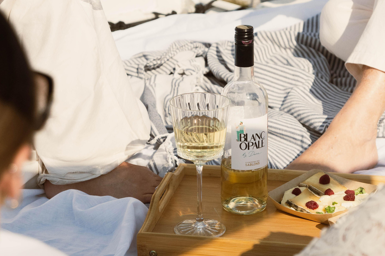 Grau-du-Roi: Sunset Tapas & Live Music Cruise Tour Grau-du-Roi: Sunset tapas dinner cruise tour with live music