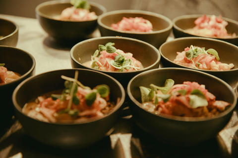 Quebec City: Old Town Food Tour with 8+ Tastings & Poutine