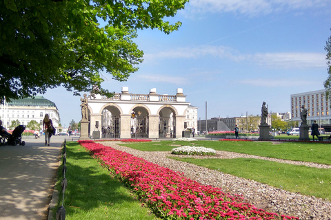 Warsaw Walking Tour: Jewish Ghetto, Modern & Old City Center Tour - 3.5 Hours