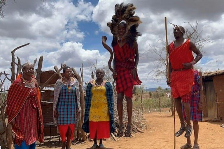 Kulturell rundtur i Maasai-by
