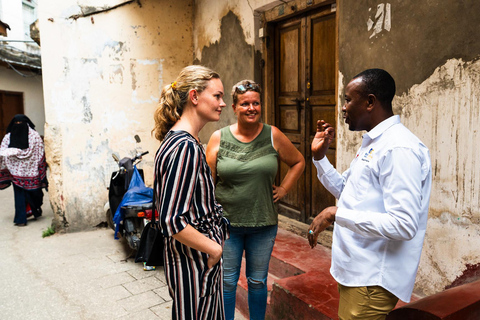 Mnemba island, Dolphin and Stone town tour with transfer WITH TRANSFER - WITH LUNCH