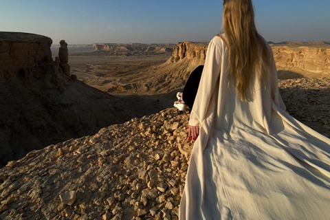 Riyadh: Adventure Edge of the World