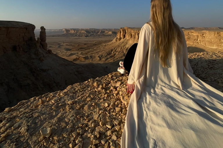 Riyadh: Adventure Edge of the World