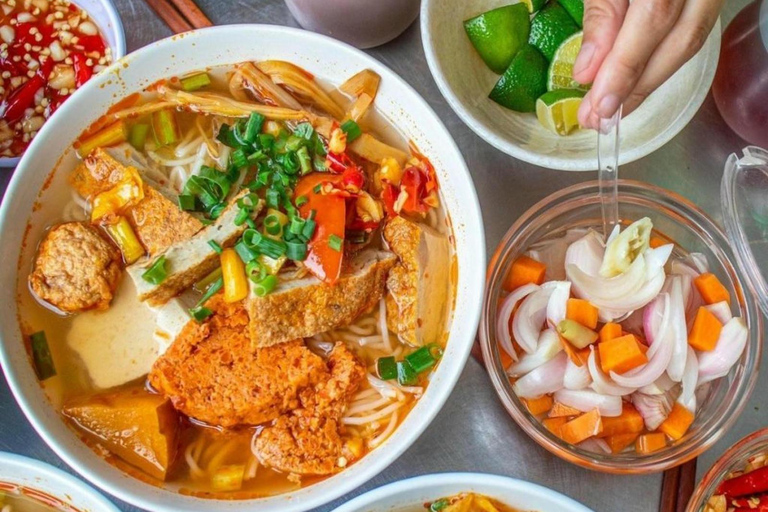 Da Nang: Elektromotorrad-Tour bei Sonnenaufgang mit FrühstückMitmachen-Tour: Englischer Guide