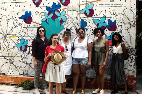 Passeio Bohemian Athens Beyond the Tour Tour Tour com degustações