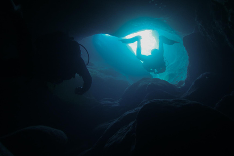 Corfu: Scuba Diving and Snorkeling from a Boat Let's go scuba diving!
