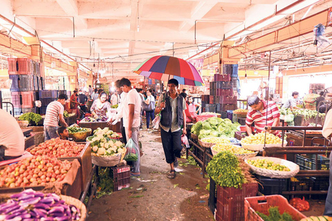 Kathmandu: Morning Market Tour with Nepali Breakfast