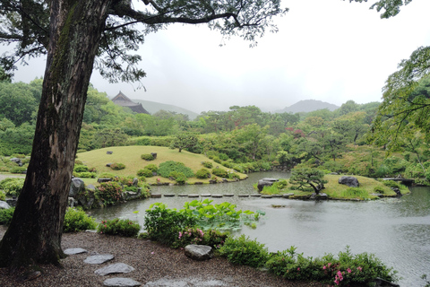 Nara: Isuien Garden Tour with Matcha Tea Experience