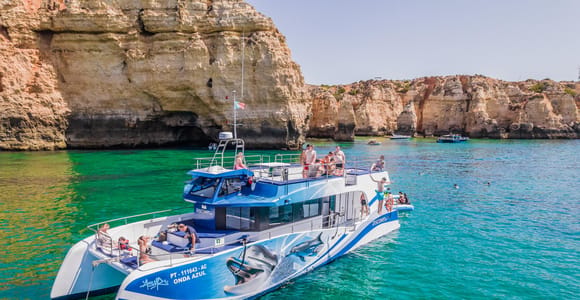 Vilamoura: Dolphins and Caves Sea Cruise