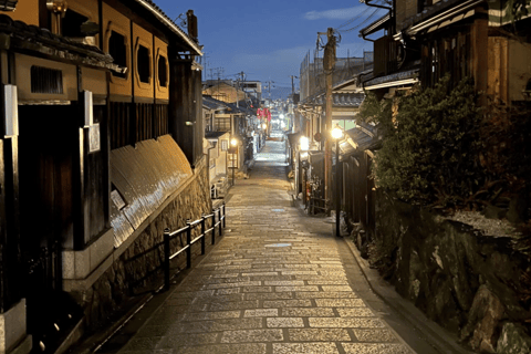 Kyoto: Gion Gion kvällstur med rundvandring och matupplevelse