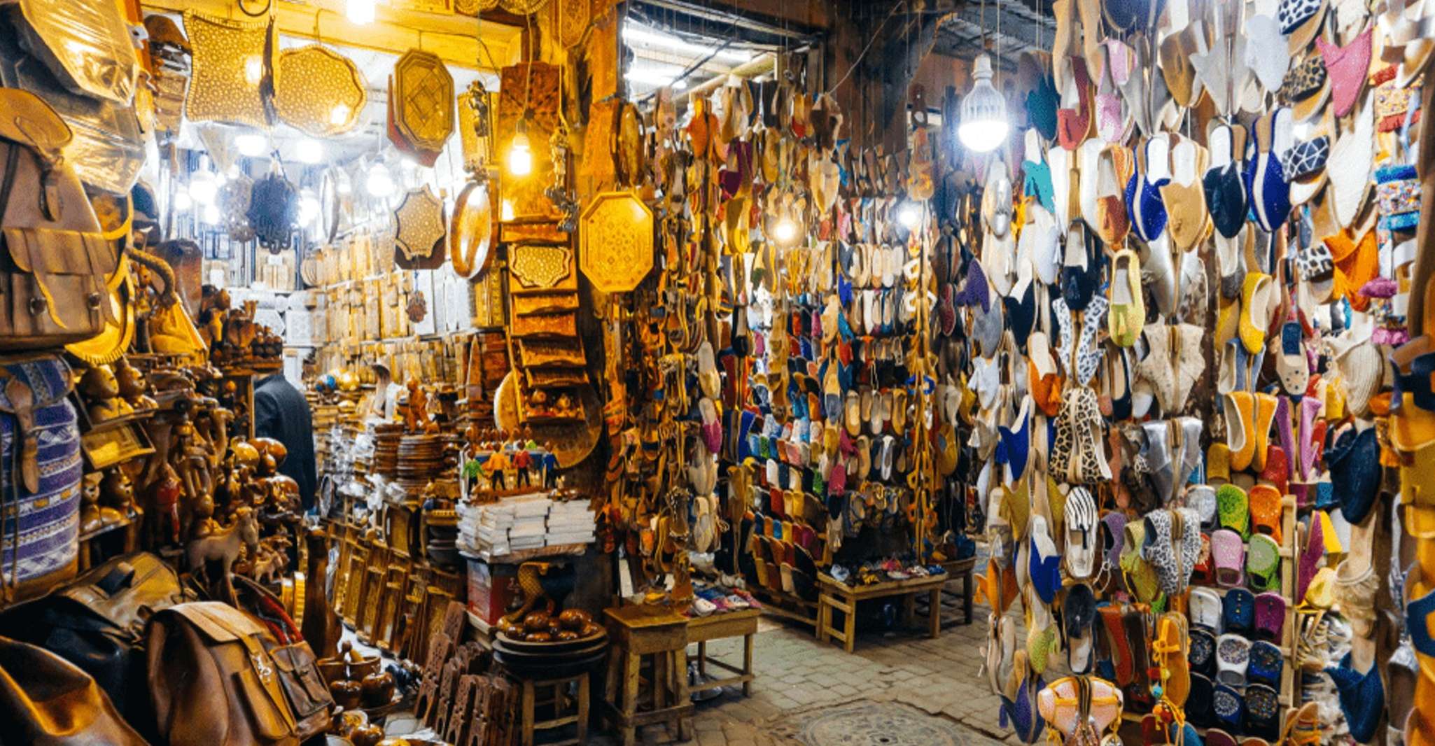 Casalanca Private shopping traditional souks Tour - Housity