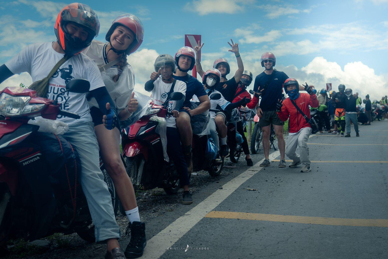 Excursão de luxo de 4 dias de motocicleta em Ha Giang Loop com Easy Rider