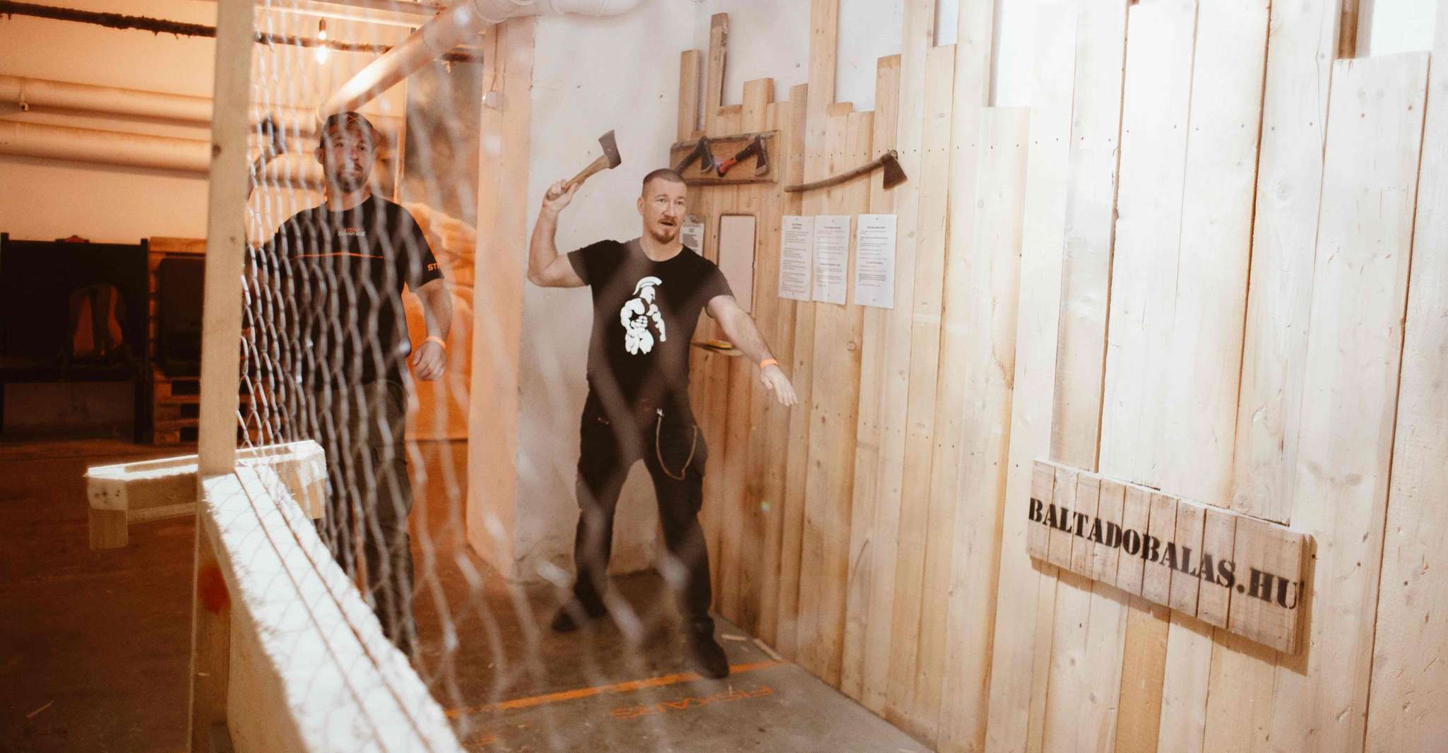 Budapest: Axe Throwing Experience photo 5