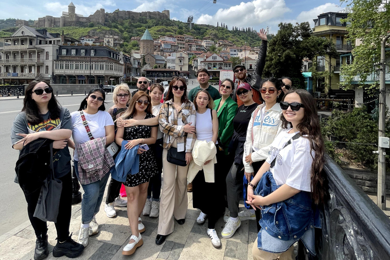 Tbilisi: Walking Tour with a Local in Traditional Chokha