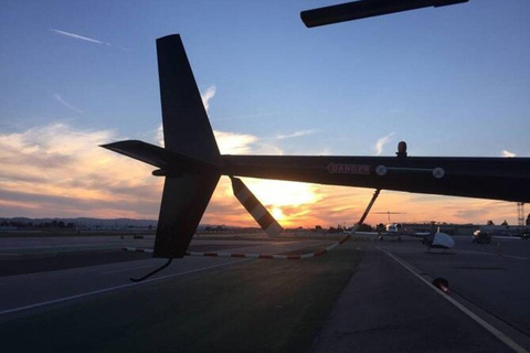 Burbank: 1 hora de passeio romântico particular de helicóptero ao pôr do sol