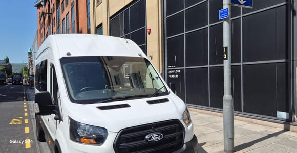Belfast: Famous Black Taxi Tour Across the Political Divide