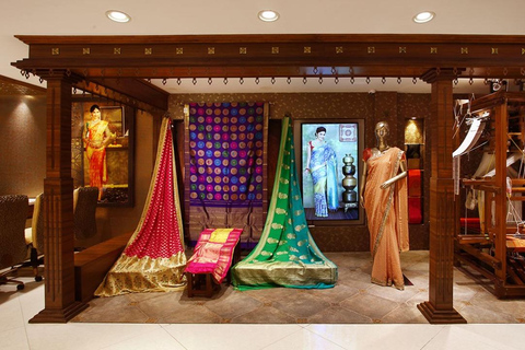 Visita guiada exclusiva a Delhi para ir de compras con trasladosDelhi Cottage Emporium Recorrido de compras