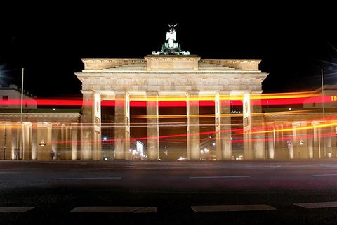 Berlin: Tour of Lights with Photo Stops and Live Guide
