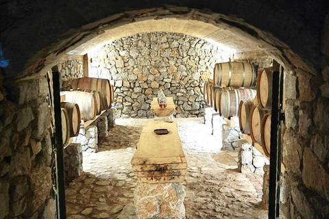 奥赫里德：巴拉克利亚蒸馏厂传统拉基亚品鉴奥赫里德：巴拉克利亚传统拉基亚酒厂品鉴