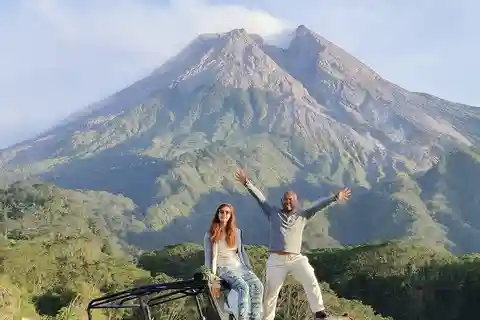 Yogyakarta: nascer do sol em Merapi, viagem às grutas de Jomblang e Pindul