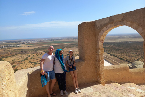 Tunis : Les villages berbères hors du temps Tekrouna et Zriba Alia