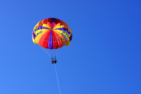 Hurghada : Aventure en parachute ascensionnel sur la mer RougeRamassage dans les hôtels d&#039;Hurghada