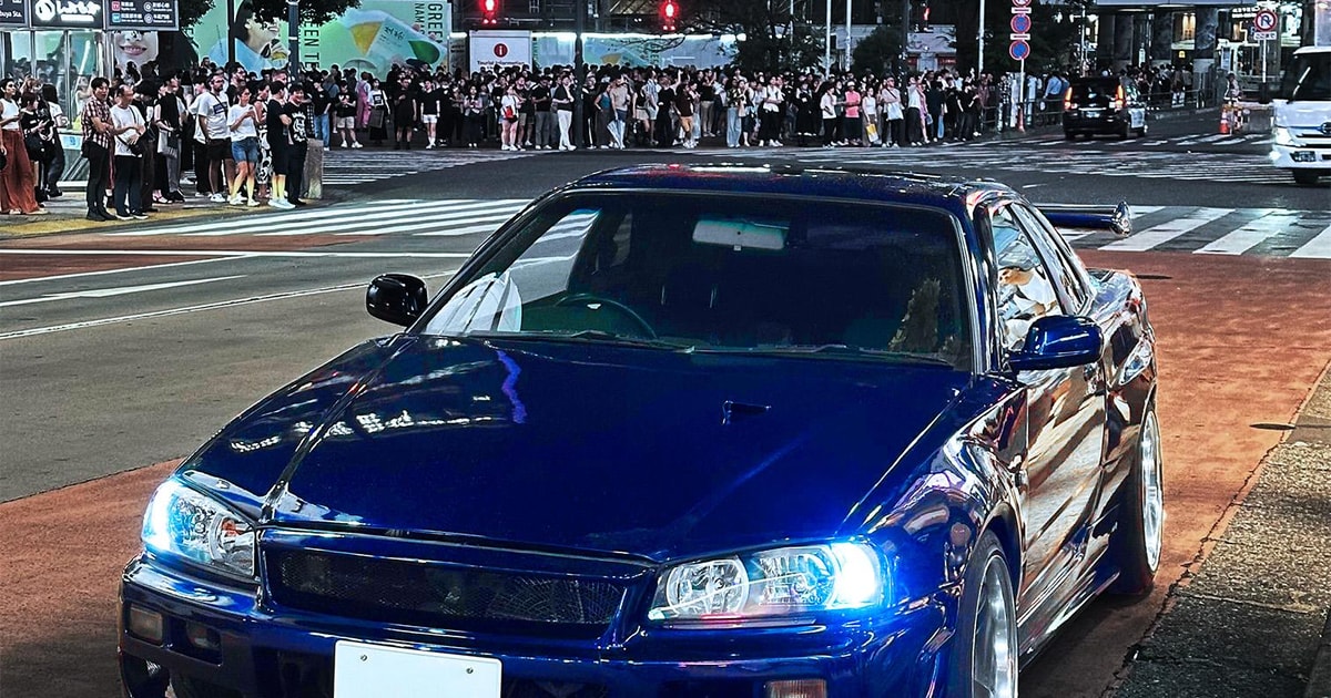 TOKYO: [R34 SKYLINE] JDM / DAIKOKU CARMEET LOKAL GUIDE | GetYourGuide