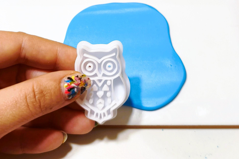 Athens: Jewelry-Making Workshop with Drink