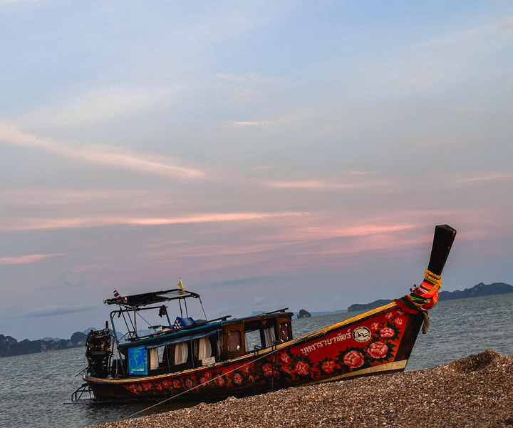 Uncrowded LaemSak Sea Tour