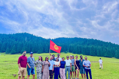 4 Days Issyk Kul Tour: Eagles, Yurts and Nomadic Traditions
