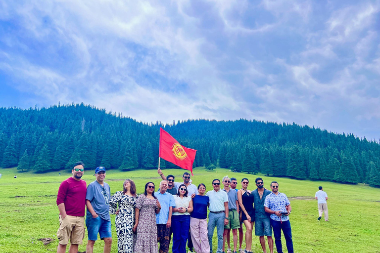 4 Days Issyk Kul Tour: Eagles, Yurts and Nomadic Traditions