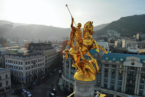 Tiflis: Flughafentransfer zum/vom Stadtzentrum