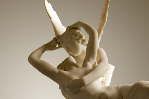 Paris: Louvre Small Group Guided Tour with Reserved Entry Paris: Louvre Group Tour with Reserved Access