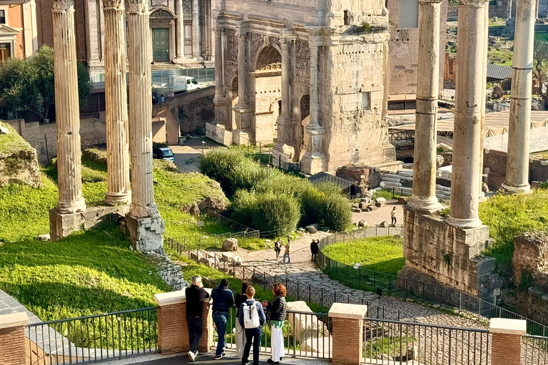 Rome: LATE BOOKING Colosseum, Forum & Palatine Entry passes Rome: Last Minute Colosseum, Roman Forum, Palatine Hill Tour