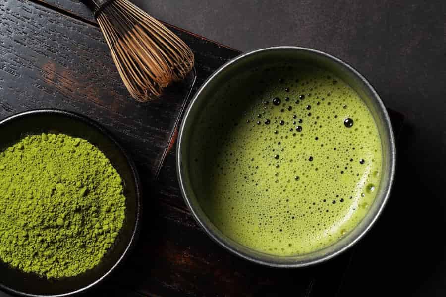 Osaka: Matcha-Erlebnis mit japanischen Süßigkeiten. Foto: GetYourGuide