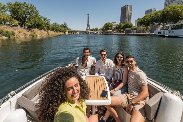 Paris: Private Seine-Flusskreuzfahrt mit Guide