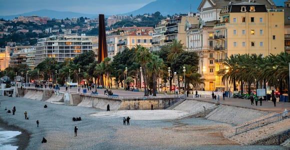 Nice: Old Town & Promenade des Anglais Guided Walking Tour