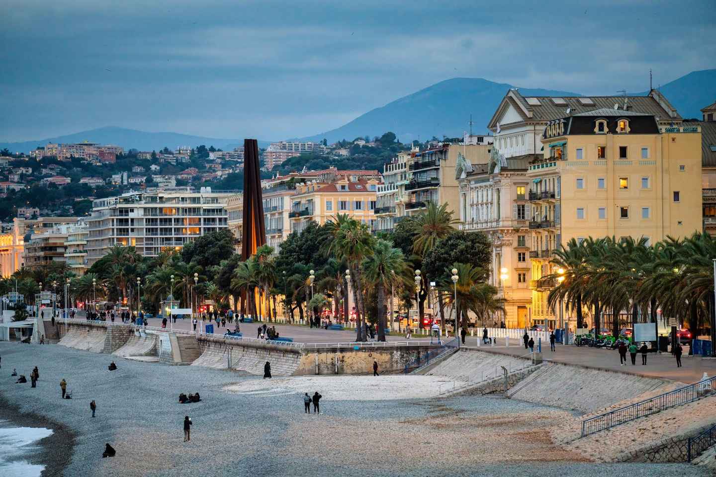 Nice: Old Town & Promenade des Anglais Guided Walking Tour