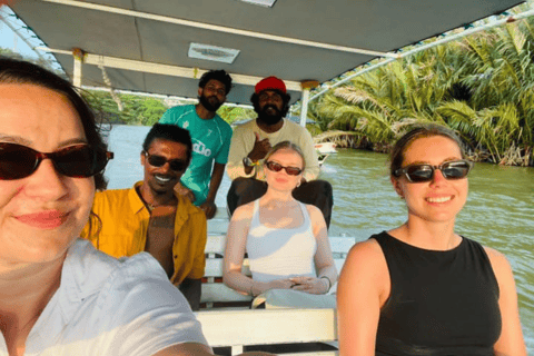From Mirissa: Nilwala River Private Crocodile Watching Tour