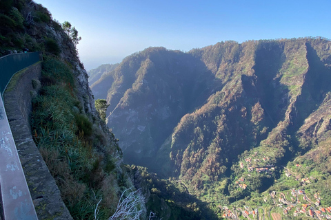 Madeira: Pico do Arrieiro Sunrise Pico do Arrieiro Sunrise tour