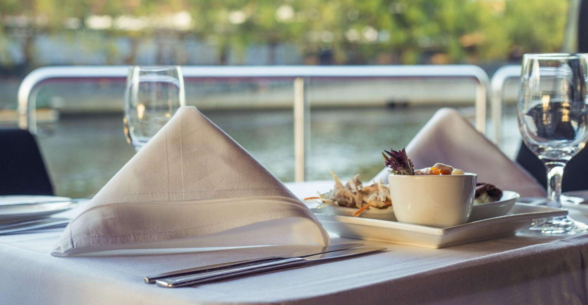 Melbourne: Spirit Of Melbourne Yarra River Lunch Cruise photo 5