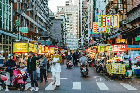 Taipei Tastes Food Tour with 12+ Tastings